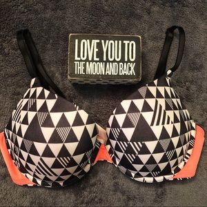 🧡 VS/PINK Push-up, 34C - Like New! 🖤